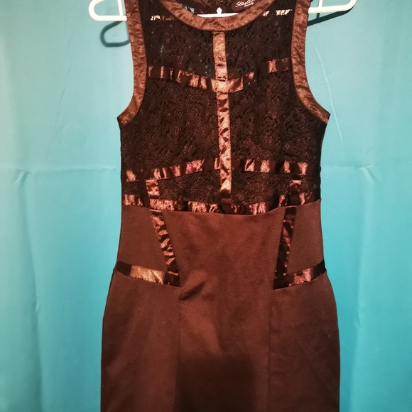 The little black dress - Picture 1 of 5